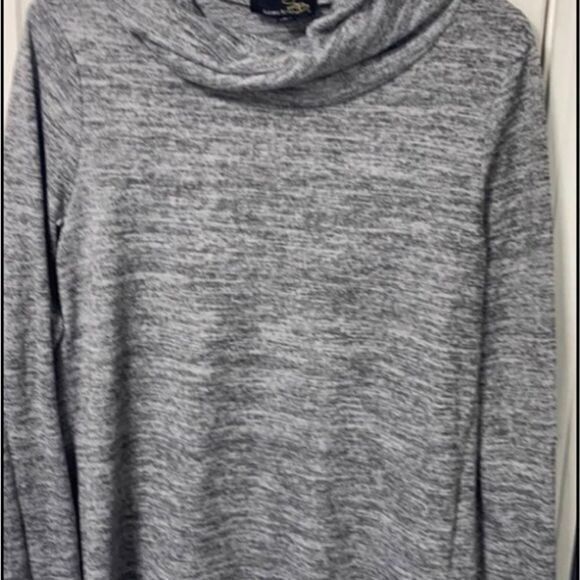 - Suzanne betro black and‎ white casual top size med - Picture 3 of 3